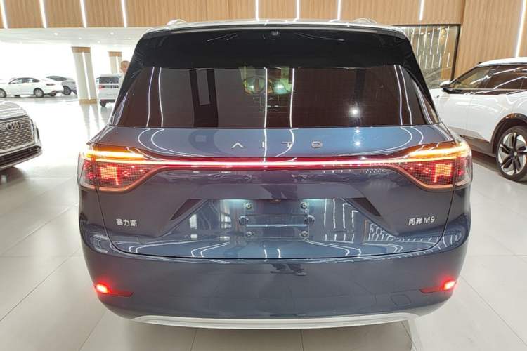 Used Hima AITO M9 2024 Range-Extended Ultra Version 42 kWh 6-Seater Model Rear