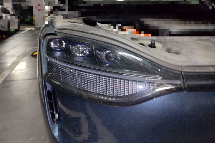 Used Hima AITO M9 2024 Range-Extended Ultra Version 42 kWh 6-Seater Model Right Front Headlight