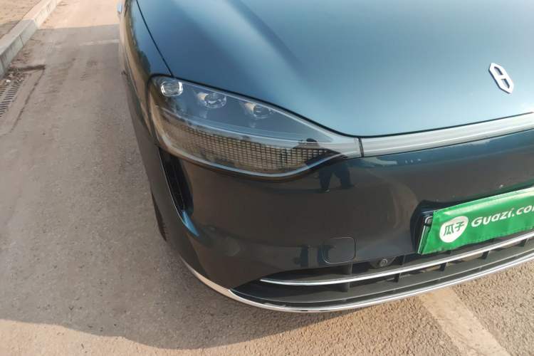 Used Hima AITO M9 2024 Range-Extended Max Edition 42 kWh 6-Seater Version Right Front Headlight