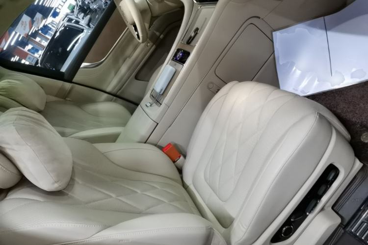 Used Hima AITO M9 2024 Range-Extended Ultra Version 42 kWh 6-Seater Model Right Front Seat