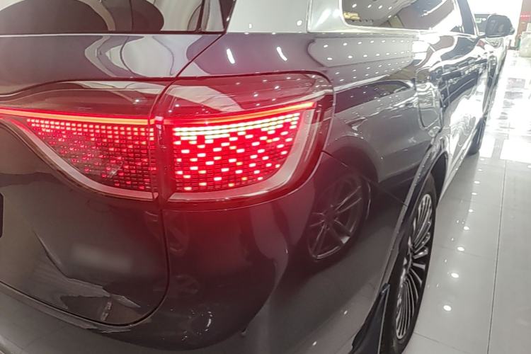 Used Hima AITO M9 2024 Range-Extended Ultra Version 42 kWh 6-Seater Model Right Rear Taillight