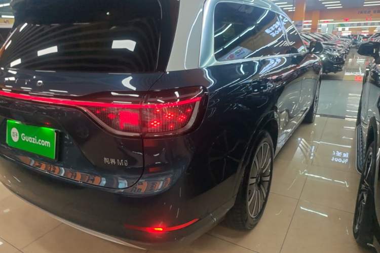 Used Hima AITO M9 2024 Range-Extended Ultra Version 42 kWh 6-Seater Model Right Rear Taillight