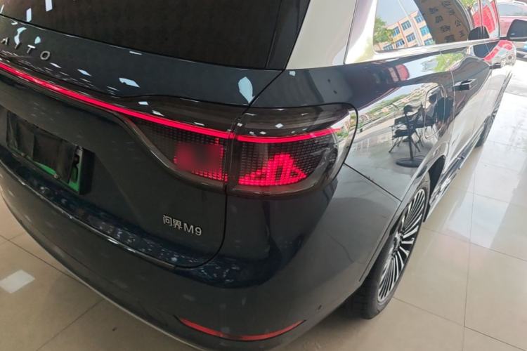 Used Hima AITO M9 2024 Range-Extended Ultra Version 42 kWh 6-Seater Model Right Rear Taillight