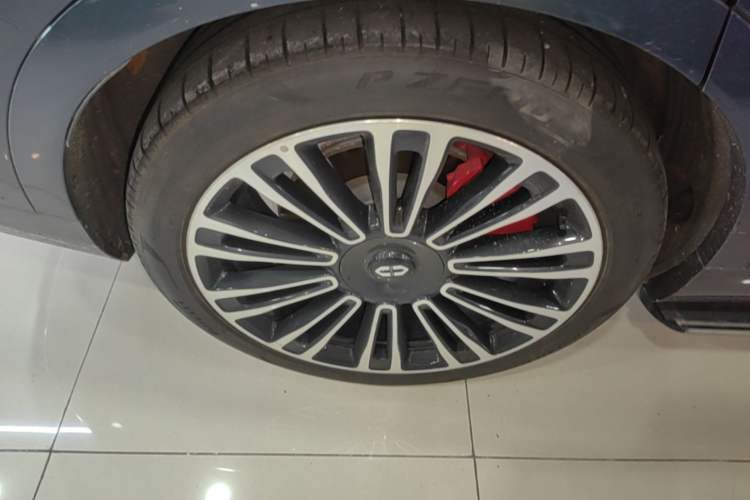 Used Hima AITO M9 2024 Range-Extended Ultra Version 42 kWh 6-Seater Model Right Rear Wheel Hub