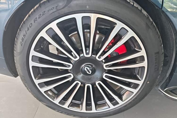 Used Hima AITO M9 2024 Range-Extended Ultra Version 42 kWh 6-Seater Model Right Rear Wheel Hub