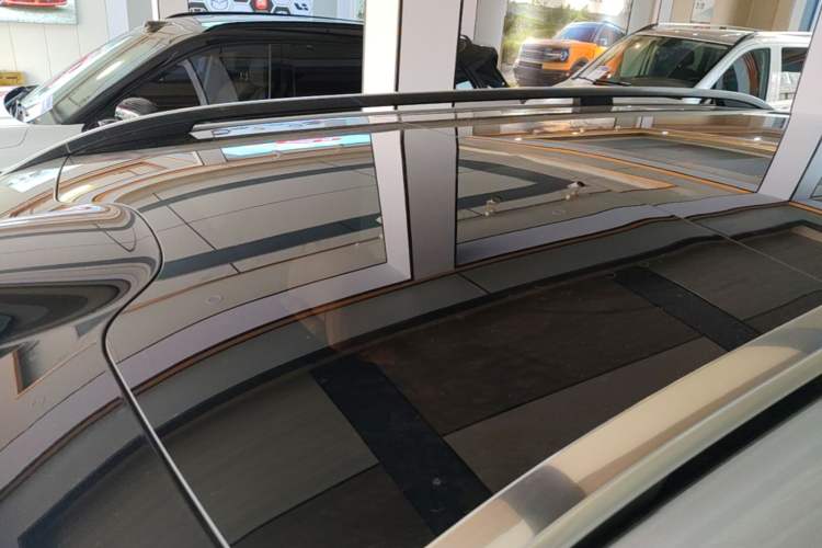 Used Hima AITO M9 2024 Range-Extended Ultra Version 42 kWh 6-Seater Model Roof
