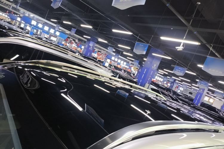 Used Hima AITO M9 2024 Range-Extended Ultra Version 42 kWh 6-Seater Model Roof