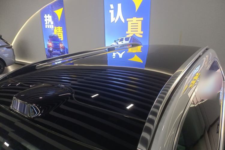 Used Hima AITO M9 2024 Range-Extended Ultra Version 42 kWh 6-Seater Model Roof