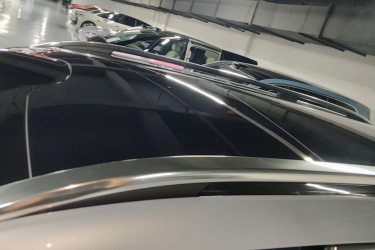 Used Hima AITO M9 2024 All-Electric Ultra Version 100 kWh 6-Seater Model Roof