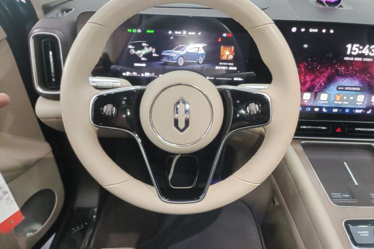 Used Hima AITO M9 2024 Range-Extended Ultra Version 42 kWh 6-Seater Model Steering Wheel