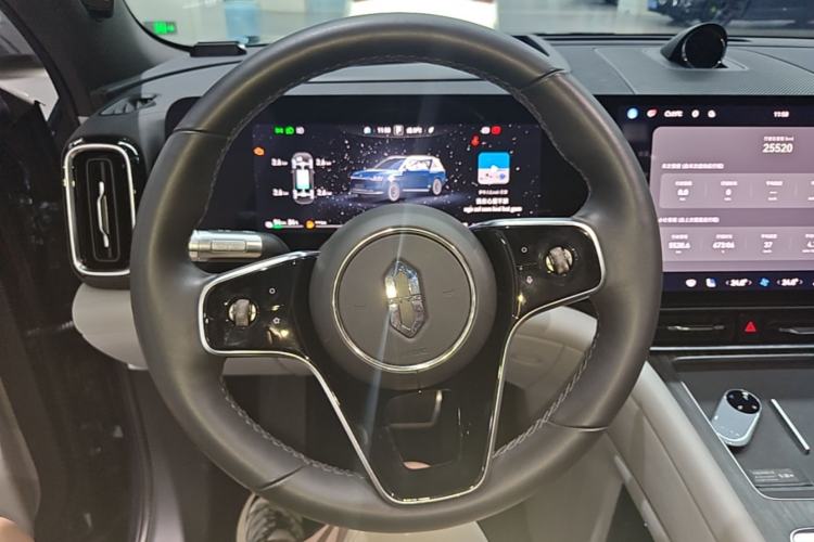 Used Hima AITO M9 2024 Range-Extended Ultra Version 42 kWh 6-Seater Model Steering Wheel