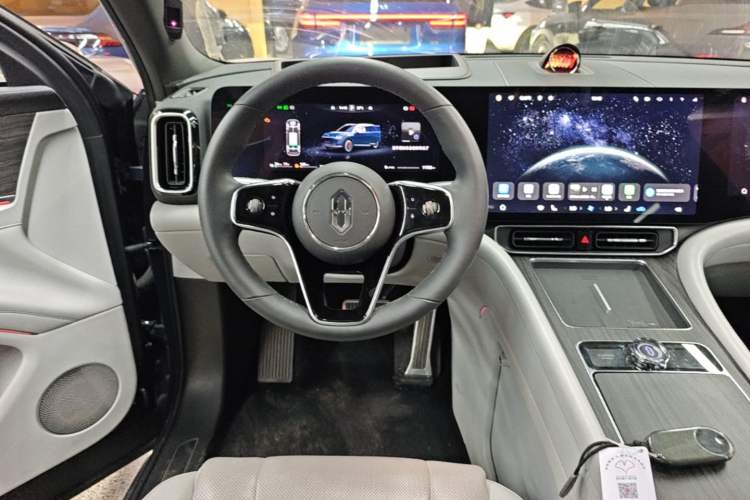 Used Hima AITO M9 2024 Range-Extended Ultra Version 42 kWh 6-Seater Model Steering Wheel