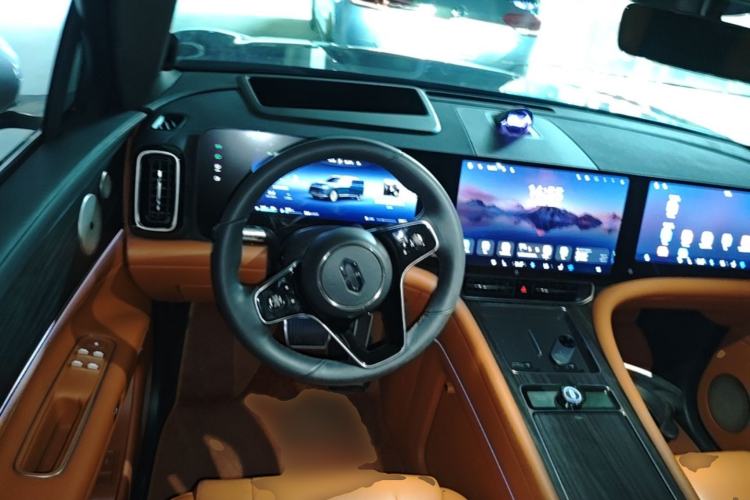 Used Hima AITO M9 2024 Range-Extended Max Edition 42 kWh 6-Seater Version Steering Wheel