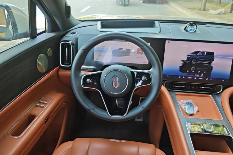 Used Hima AITO M9 2024 Range-Extended Ultra Version 42 kWh 6-Seater Model Steering Wheel