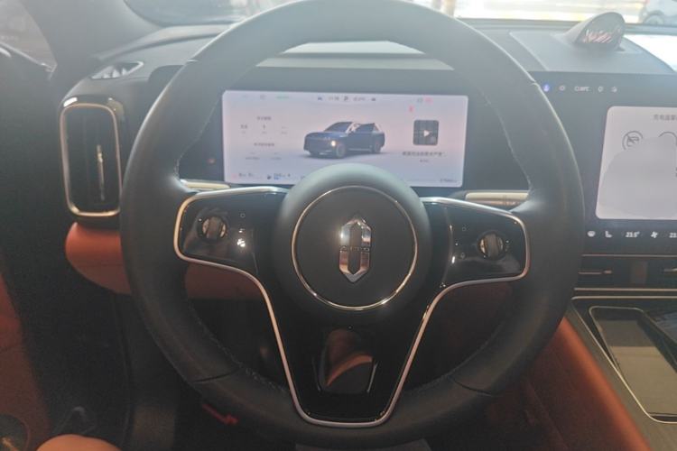 Used Hima AITO M9 2024 Range-Extended Max Edition 42 kWh 6-Seater Version Steering Wheel