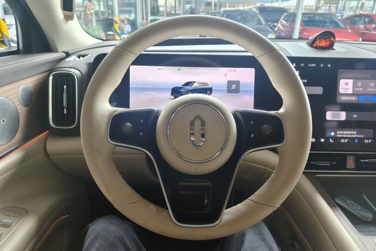 Used Hima AITO M9 2024 Range-Extended Ultra Version 42 kWh 6-Seater Model Steering Wheel
