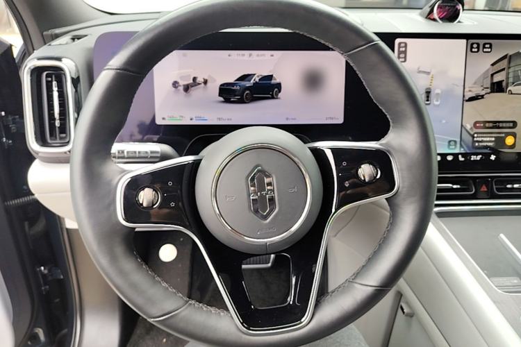 Used Hima AITO M9 2024 Range-Extended Ultra Version 42 kWh 6-Seater Model Steering Wheel