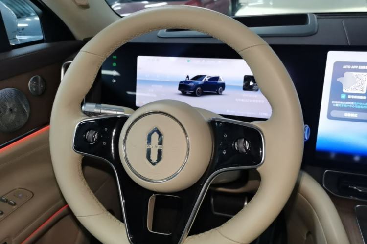 Used Hima AITO M9 2024 Range-Extended Ultra Version 42 kWh 6-Seater Model Steering Wheel