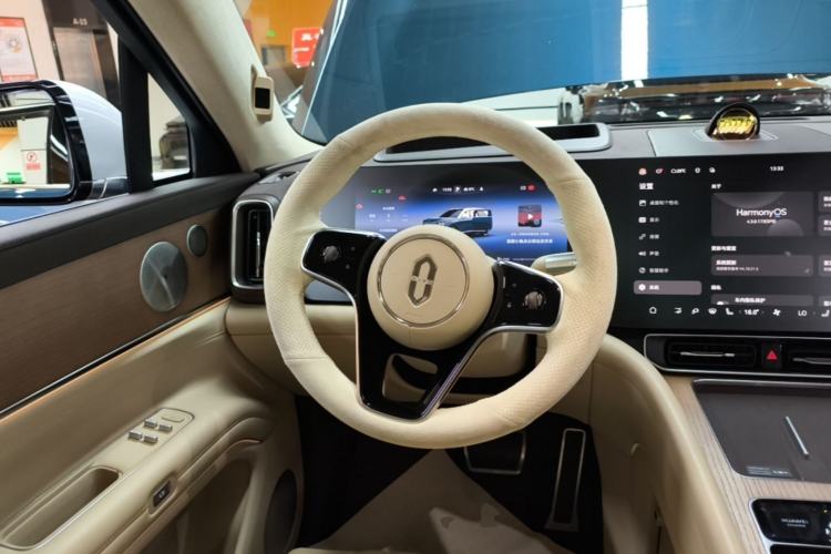 Used Hima AITO M9 2024 Range-Extended Ultra Version 42 kWh 6-Seater Model Steering Wheel