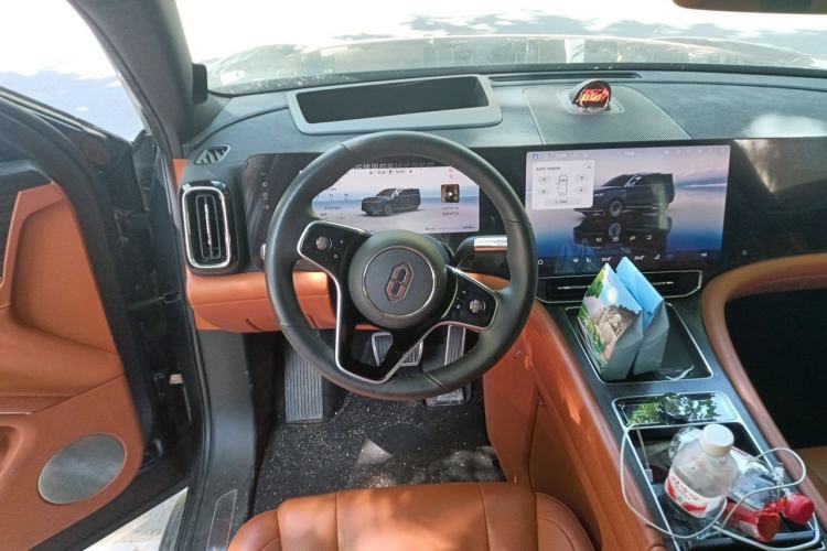 Used Hima AITO M9 2024 Range-Extended Ultra Version 42 kWh 6-Seater Model Steering Wheel