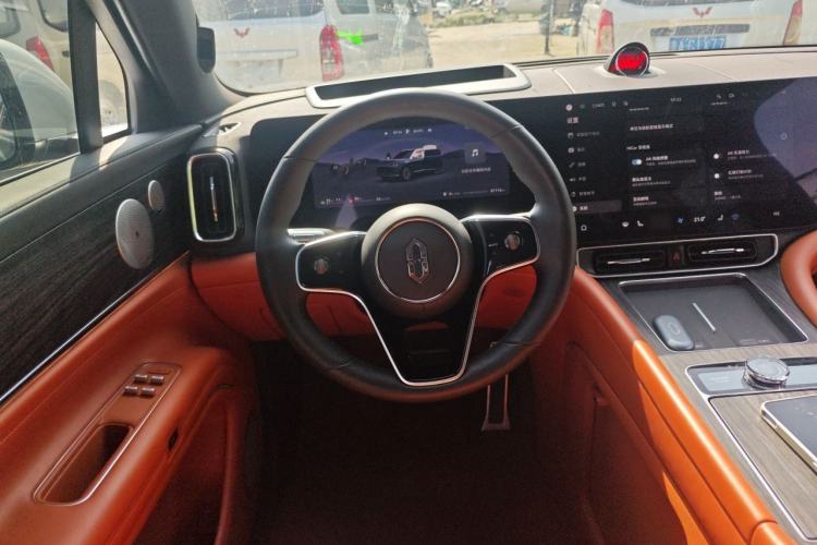 Used Hima AITO M9 2024 Range-Extended Max Edition 42 kWh 5-Seater Version Steering Wheel