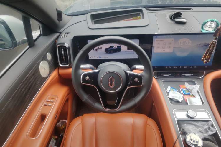 Used Hima AITO M9 2024 Range-Extended Ultra Version 42 kWh 6-Seater Model Steering Wheel