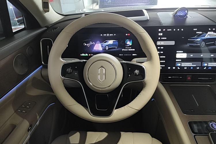 Used Hima AITO M9 2024 Range-Extended Ultra Version 42 kWh 6-Seater Model Steering Wheel