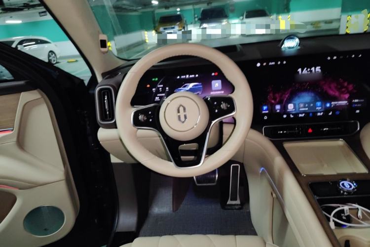Used Hima AITO M9 2024 Range-Extended Ultra Version 52 kWh 6-Seater Model Steering Wheel