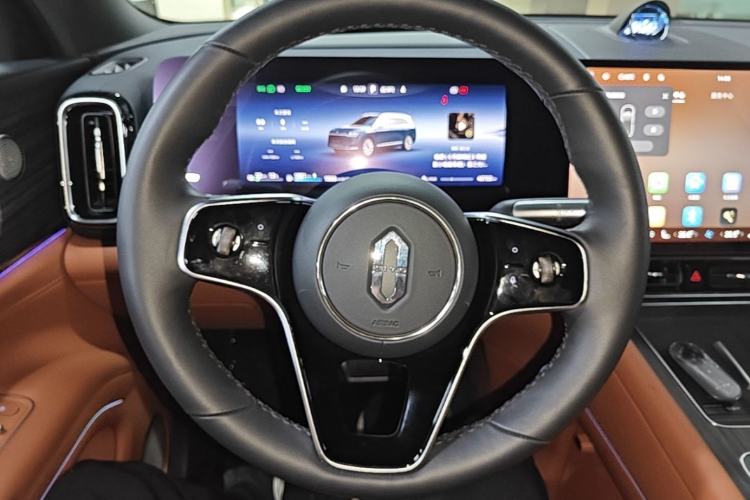 Used Hima AITO M9 2024 Range-Extended Ultra Version 52 kWh 6-Seater Model Steering Wheel