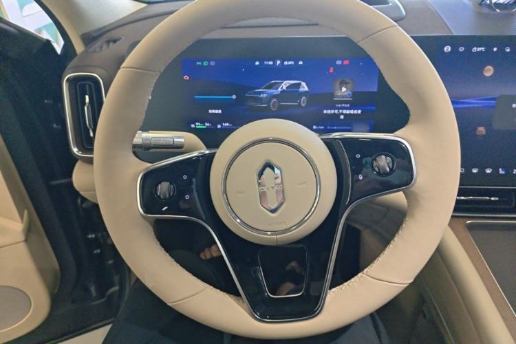 Used Hima AITO M9 2024 Range-Extended Ultra Version 42 kWh 6-Seater Model Steering Wheel