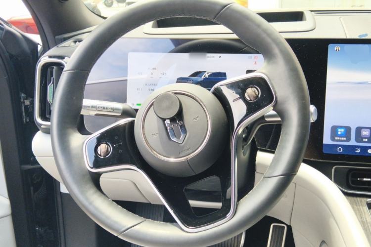 Used Hima AITO M9 2024 All-Electric Max Version 100 kWh 6-Seater Steering Wheel