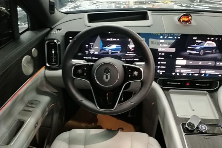 Used Hima AITO M9 2024 All-Electric Ultra Version 100 kWh 6-Seater Model Steering Wheel