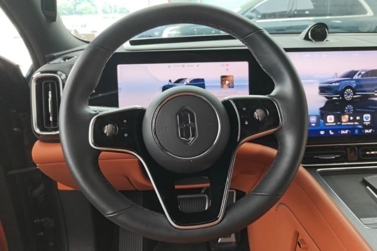 Used Hima AITO M9 2024 Range-Extended Ultra Version 42 kWh 6-Seater Model Steering Wheel