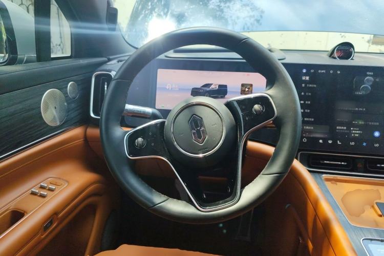 Used Hima AITO M9 2024 Range-Extended Ultra Version 42 kWh 6-Seater Model Steering Wheel