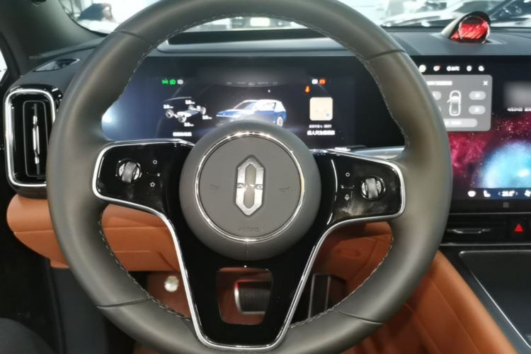 Used Hima AITO M9 2024 Range-Extended Ultra Version 52 kWh 6-Seater Model Steering Wheel