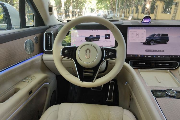 Used Hima AITO M9 2024 All-Electric Ultra Version 100 kWh 5-Seater Model Steering Wheel