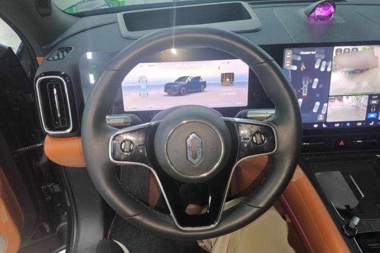 Used Hima AITO M9 2024 Range-Extended Ultra Version 42 kWh 6-Seater Model Steering Wheel