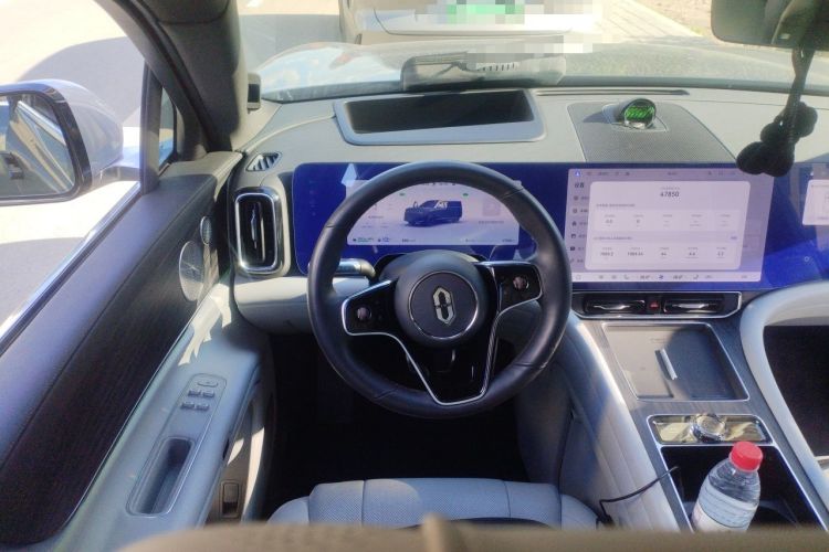 Used Hima AITO M9 2024 Range-Extended Ultra Version 42 kWh 6-Seater Model Steering Wheel