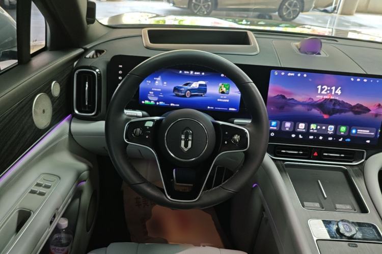 Used Hima AITO M9 2024 Range-Extended Ultra Version 52 kWh 6-Seater Model Steering Wheel