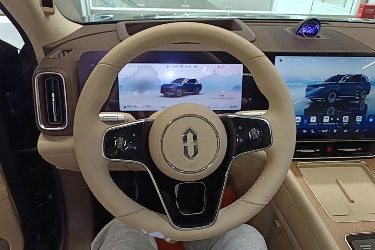 Used Hima AITO M9 2024 Range-Extended Max Edition 42 kWh 6-Seater Version Steering Wheel