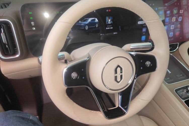 Used Hima AITO M9 2024 All-Electric Ultra Version 100 kWh 6-Seater Model Steering Wheel