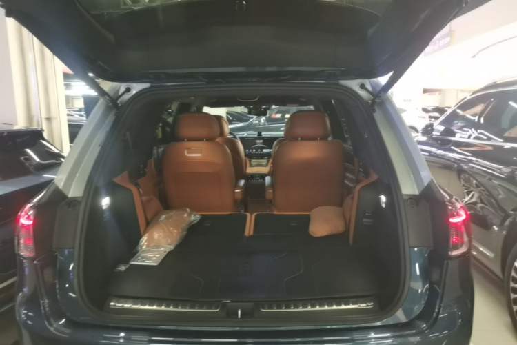 Used Hima AITO M9 2024 All-Electric Ultra Version 100 kWh 6-Seater Model Trunk