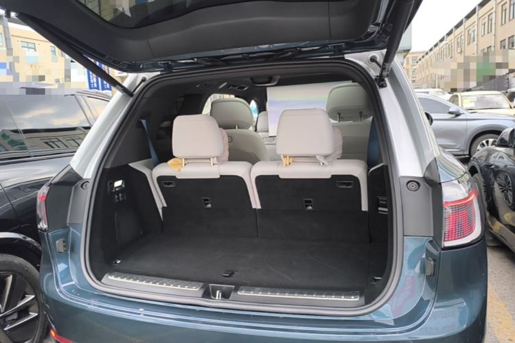 Used Hima AITO M9 2024 Range-Extended Ultra Version 42 kWh 6-Seater Model Trunk