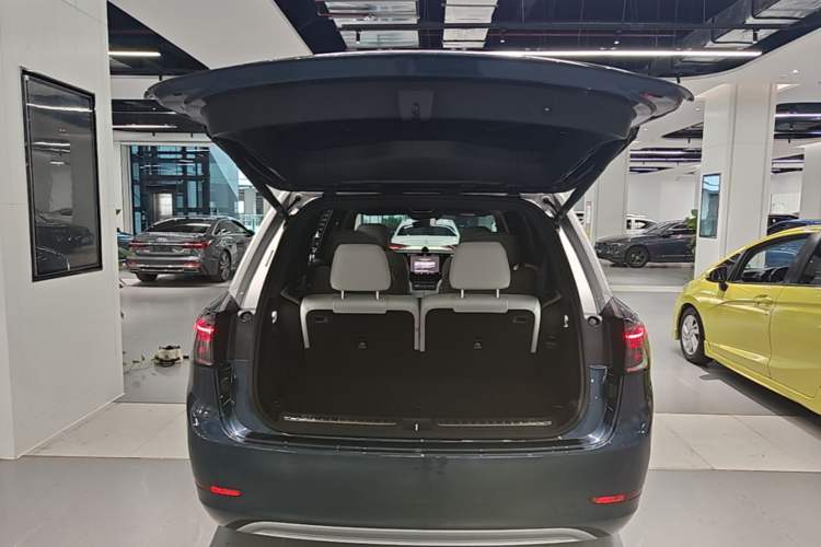 Used Hima AITO M9 2024 Range-Extended Ultra Version 42 kWh 6-Seater Model Trunk