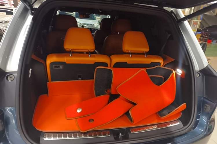 Used Hima AITO M9 2024 Range-Extended Ultra Version 42 kWh 6-Seater Model Trunk