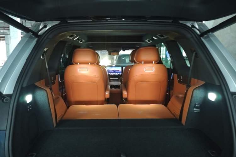 Used Hima AITO M9 2024 Range-Extended Max Edition 42 kWh 6-Seater Version Trunk