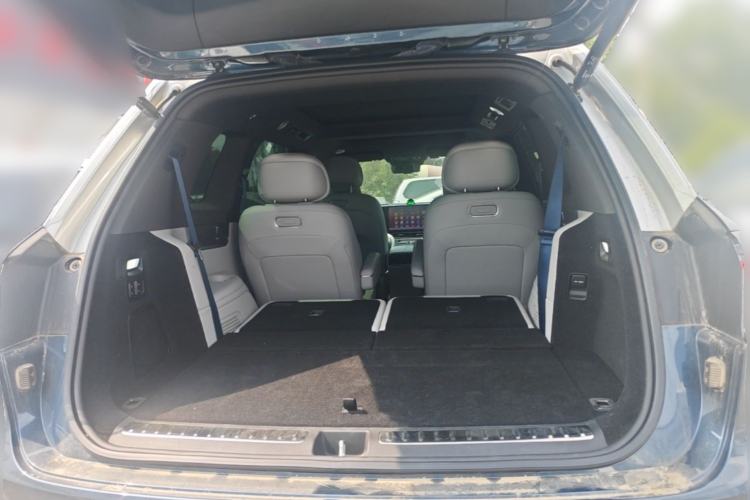 Used Hima AITO M9 2024 Range-Extended Max Edition 42 kWh 6-Seater Version Trunk