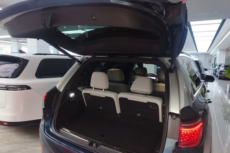 Used Hima AITO M9 2024 Range-Extended Ultra Version 42 kWh 6-Seater Model Trunk