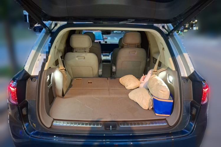 Used Hima AITO M9 2024 Range-Extended Max Edition 42 kWh 6-Seater Version Trunk