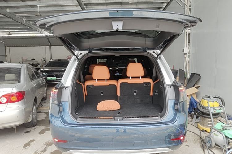 Used Hima AITO M9 2024 Range-Extended Ultra Version 42 kWh 6-Seater Model Trunk